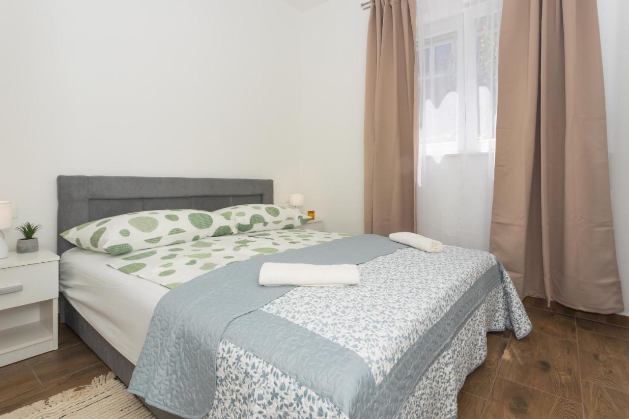Apartamento Mara Šibenik Exterior foto