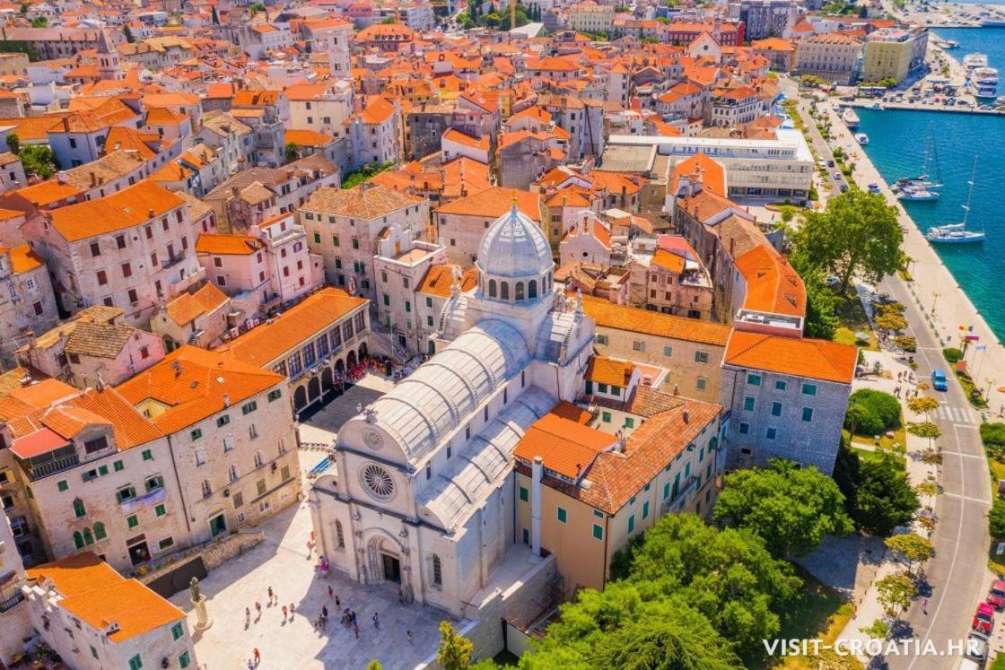 Apartamento Mara Šibenik Exterior foto